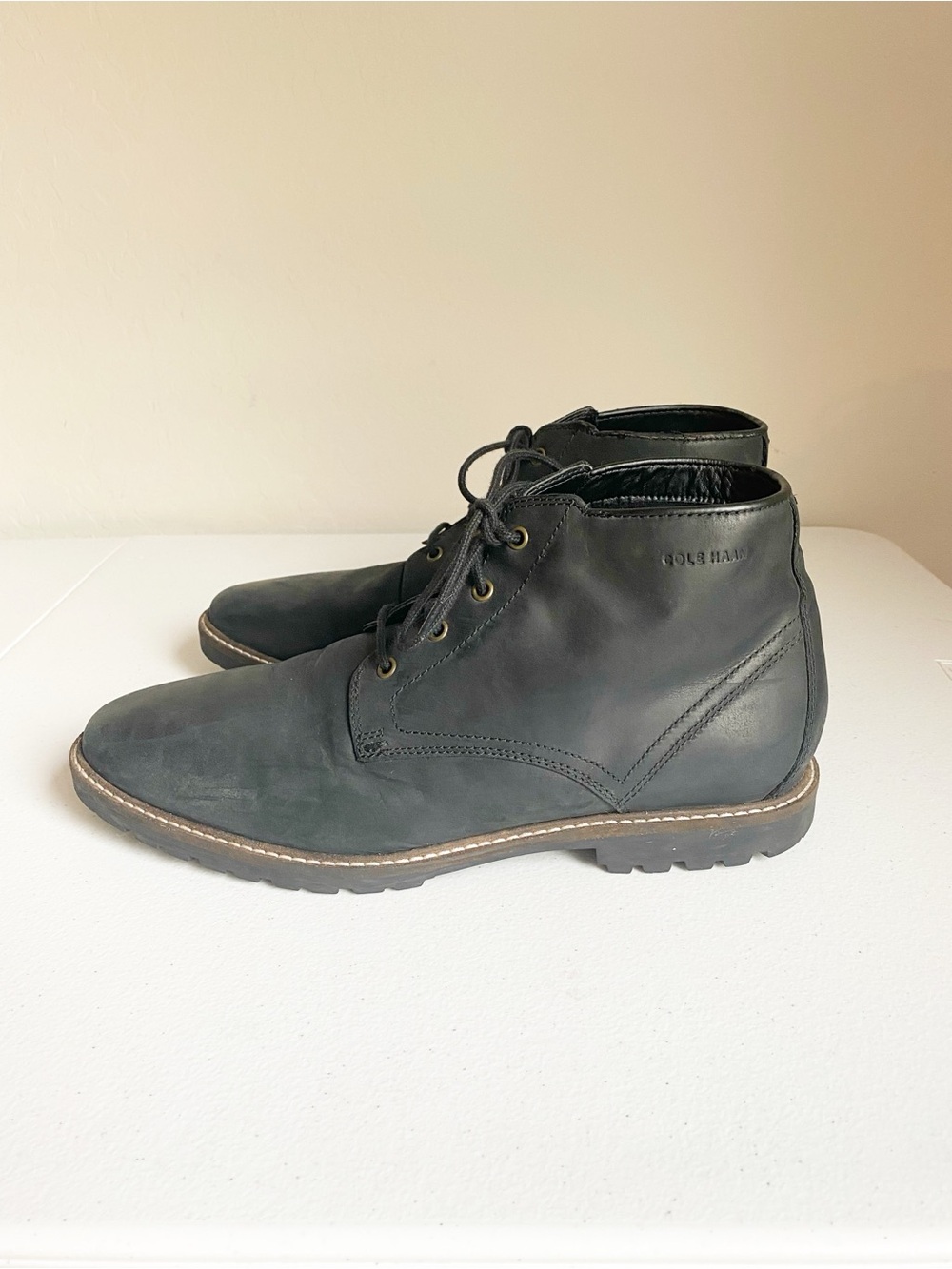 Cole Haan Men’s Nathan Chukka Boots Matte Black Leather Size 11